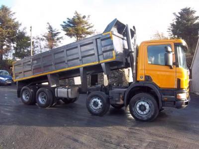 SCANIA 114 340 8X4 TIPPER