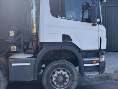 SCANIA P380