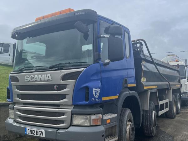 SCANIA P400